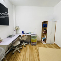 Bán Gấp Chdv 7 Pn - Lê Văn Sỹ #Q.3 - 4 Tầng - 40M2 - Có Dòng Tiền Cho Thuê - Thông Bờ Kè Trường Sa