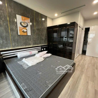 Cho Thuê Căn Hộ Cao Cấp Brg Diamond Residence 25 Lê Văn Lương 105M 3 Ngủ Full Đồ 17 Triệu/Tháng