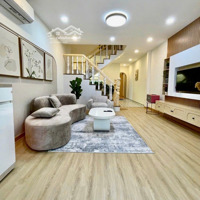 Nhà Nguyên Căn 3 Phòng Ngủ 3 Vệ Sinhfull Nội Thất Xịn