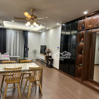 Chính Chủ Cần Bán Gấp Căn Hộ 2N2Vs The Matrix One,View Thành Phố Giá Rẻ Nhất Thị Trường Chỉ 7.9 Tỷ
