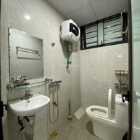 Nhà cho thuê ở Thanh Xuân: ô tô vào nhà, 115 m2, 31 phòng, thu gần 2 tỷ/năm, chỉ 29,8 tỷ(259tr/m2)