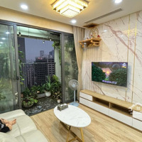 Chính Chủ Băn Căn Hộ 72,6M2. Tầng Trung. Full Nội Thất, Ban Công Đn Siêu Mát. 2Pn-2Vs.
