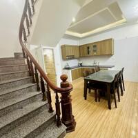 VC079. Cho thuê nhà nguyên căn Văn Cao, oto đỗ cửa giá chỉ 8tr