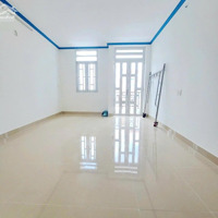 4Ty890 Nhà Hẽm Hoàng Ngân, 3Tầng, 44M2 , Shr, Hoàn Công