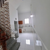 Nhà Cô E Dọn Về Quê Ở Cần Bán Lại Căn Nhà 1 Triệuệt 1Lầu.giá 720 Triệu
