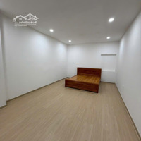 Bán Nhàhẽm Xe Hơilạc Long Quân 4,1X31 Sát Chợ Tân Bình Gần Lý Thường Kiệt 4 Tầng Chỉ 12 Tỷ