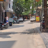 12,8 Tỷ. Nhà Riêng. Ngõ Ô Tô.diện Tích50M2. Mt5M. Dân Xây Chắc Chắn. 4 Ngủ Đủ Công Năng.