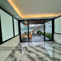 Bán Nhà Ngọc Lâm, Mới Kính Kong,Diện Tích60M2 X 6 Tầng X Thang Máy X 3 Thoáng, Nội Thất Cơ Bản, Ở Sướng