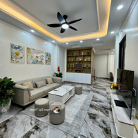 Bán Nhà Ngọc Lâm, Mới Kính Kong,Diện Tích60M2 X 6 Tầng X Thang Máy X 3 Thoáng, Nội Thất Cơ Bản, Ở Sướng