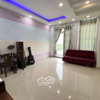 Quá Hot Chủ Cần Bán Gấp Giảm Chào 800 Triệu Nhà 5 Tầng - Tặng Nội Thất Sịn - View Sân Bay -