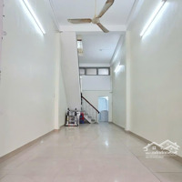 Bán Nhà Riêng 38M2, Hẻm Xe Hơi, Gần 1 Trệt 1 Lầu, 3 Pn, 3 Vệ Sinh Hẻm 650 Đbp P.11 Q.10, Giá Bán 7 Tỷ Vnđ