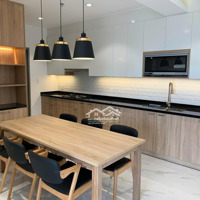 Gấp. Bán Căn Hộ 3 Phòng Ngủcăn Góc View Biệt Thự Chung Cư Hưng Phúc, Có Ô Xe, Nt Cao Cấp, Giá Bán 8 Tỷ