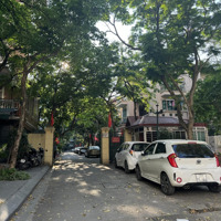 Cần Bán Gấp Nhà Đốc Ngữ - Khu Biệt Thự, 120M, 5 Tầng, Lô Góc 3 Thoáng, Oto. Liên Hệ: 0968089718