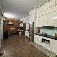 #Hhlinhđàm
Bán Căn Hộ Chung Cư Hh3 Linh Đàm
2 Ngủ-2Vs-63M2-Ful Nội Thất Sang Trọng
Giá:2Ty6