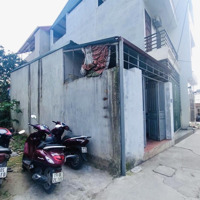 Nhà Cấp 4Diện Tích49M2 Khu Phân Lô Cán Bộ Có Sân Để Xe Về Ở Luôn, Ngõ Nông Thẳng Tuột Ra Đường Oto Giá C