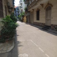 Nhà Đẹp Trung Tâm Trâu Quỳ - Ngõ Ô Tô - Kinh Doanh - Diện Tích Rộng - Giá Cực Tốt
