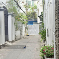 Quận 3 - Lê Văn Sỹ (Ngay Chợ Nguyễn Văn Trỗi) - Ngang 4.8 Sâu 10 Vị Trí Đỉnh, Nhà Đẹp Lung Linh.