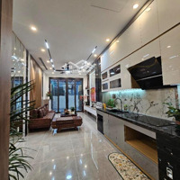 Nguyễn Văn Cừ - Ngọc Lâm 39M2-6Tầng- Chỉ 12Tỷ -Thang Máy-Ô Tô Đỗ Cửa-Tặng Full Nội Thất