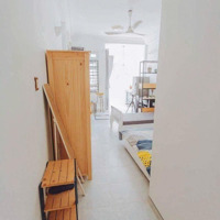 Căn Hộ Bancony Hẻm An Ninh Gần Trường Đh Xã Hội Và Nhân Văn_Cầu Bason