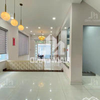 Nhà Phố Diện Tích Rộng - Gần Mega Market - Thích Hợp Văn Phòng, Showroom, Spa, Trung Tâm Đào Tạo