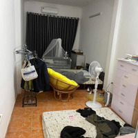 Nhỉnh 200 Triệuiệu/1M Có Ngay Nhà Hộ Khẩu Cầu Giấy, 20M Ra Mặt Phố Đang Cho Thuê 15 Triệuiệu/1Tháng.