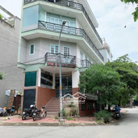 Nhà Căn Góc 2 Mặt Tiền - Mặt Tiền Hái Ra Tiền Ngay Cổng Văn Lang!