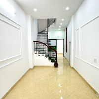 Bán Nhà Hoàng Mai 45M2. 4 Ngủ, Lô Góc, Ngõ Thông, Gần Phố, Trung Tâm Quận. Ở Luôn, Giá Chỉ 7,5 Tỷ