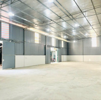 Cho Thuê Mặt Bằng Kinh Doanh Phố Huỳnh Thúc Kháng, Lô Góc Mặt Tiền 75M, Vị Trí Đẹp Chính Ngã Tư
