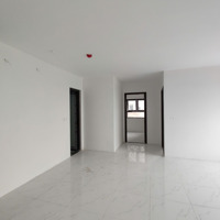 Bán Nhanh Căn Hộ 2 Phòng Ngủ 2 Vệ Sinhban Công Đông Nam View Thành Phố
