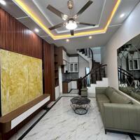 Cho thuê nhà ngõ 89 Thanh Lân, 4 tầng x 30m2, 2 ngủ, 9 Triệu ở gia đình
