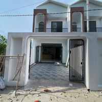 Bán Nhà Liền Kề 3 Phòng Ngủ 2 Vệ Sinhở Đường Hương Lộ 15, Thạnh Phú, Vĩnh Cửu, Đồng Nai, Chỉ Với 2,2 Tỷ Vnd