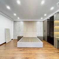 Nhà Kinh Doanh 12.5 tỷ-40m2 mặt tiền 8m*6 tầng- oto vào gara- 5m ra mặt phố Khương Đình- Quận Thanh Xuân.