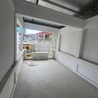 bán nhà đẹp tại Cầu Giấy - morning lùi vào nhà - ngõ thông 2 chiều