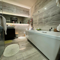 Cho Thuê Căn Hộ Chung Cư Sunrise City, 265M2, Tân Hưng, Quận 7, Tp.hcm