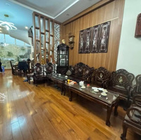 Quá Hiếm 257 Triệu/ M2 Phân Lô Đội Cấn Ba Đình- Ngõ Ôtô Thông - Dân Xây- 2 Thoáng 70M2-4 Tầng-4,5M