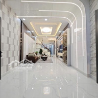 Nhà Ngộp Bank Kế Bên Chợ Bình Chánh, Đường Hoàng Phan Thái. Sổ Hồng Riêng