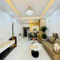 Nhà Đẹp Ở Luôn Phố 8/3, Hai Bà Trưng 50/70m, mt 5m, giá 5.18 tỷ.