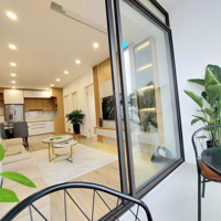 (Hiếm) Chính Chủ Cần Bán Căn Hộ 90M2 Gồm 2 Ngủ Giá Bán 5,2 Tỷ Mặt Đường Nguyễn Tuân 0989996523