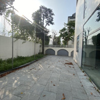 Cho Thuê Biệt Thự Galaxy Vạn Phúc, Hà Đông.diện Tích500M2, 3 Tầng 1 Hầm,Mặt Tiền15M, Hoàn Thiện Ngoài