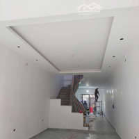 Cho Thuê Nhà Nguyên Căn Hoàn Thiện 2 Tầng Đẹp Sẵn Đẹp Giá Siêu Hạt Dẻ 15 Triệu/Tháng