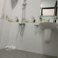 Bán Nhà 36M2X6 Tầng Thang Máy Ô Tô 10M Cực Đẹp 8,95 Tỷ Hoàng Quốc Việt, Võ Chí Công, Cầu Giấy
