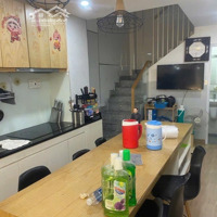 Hẻm Xe Hơi Sát Mặt Tiền Đồng Đen Khu Bàu Cát Tân Bình, 5 Tầng Thiết Kế Hiện Đại.
