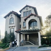Biệt Thự Thanh Xuân Valley View Hồ, 15,7 Tỷ, 198M2, Giá Siêu Hời