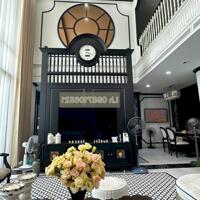 Bán Skyvilla 300m2 dreamland Bonanza phố Duy Tân - Cầu Giấy  view bình minh Công viên