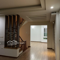 Bán Nhà Chính Chủ Đường Định Công, 60M2, 4T,Mặt Tiền4M, Gần Phố, Ở Sướng