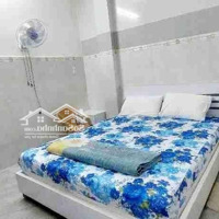Nhà Nghỉ 4 Tầngmặt Tiềnđường Nguyễn Tri Phương