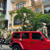 Cho Thuê Biệt Thự Sân Vườn 357 Nguyễn Trọng Tuyển Phường 1 Quận Tân Bình Dt: 9X18 1 Trêt 3 Lầu