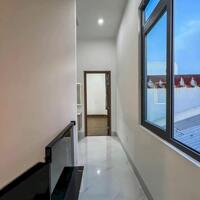 CHỦ GỬI BÁN NHÀ ĐẸP GIÁ TỐT GẦN TRƯỜNG SĨ QUAN LỤC QUÂN 2, ĐƯỜNG PHÙNG HƯNG