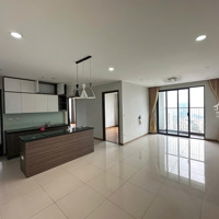 Chính Chủ Cho Thuê Căn 3 Phòng Ngủtại Rose Town-79 Ngọc Hồi. Ban Công Đông Nam Mát Mẻ. Giá Chỉ 11, 5 Triệu