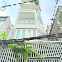 Gấp bán nhà đất, nhà riêng gần mặt tiền phường Bến Thành (Quận 1) TPHCM, giá dưới 11 tỷ